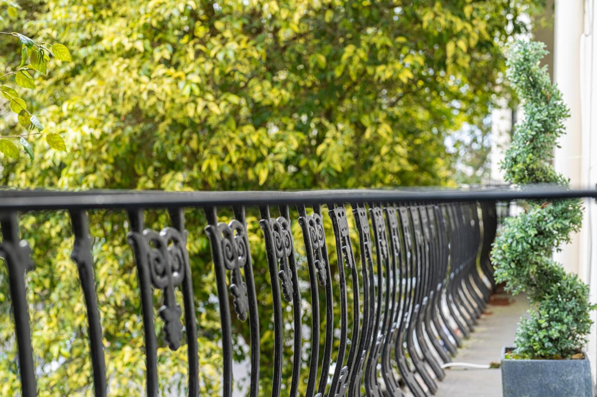 The Signature Residences London Exterior photo